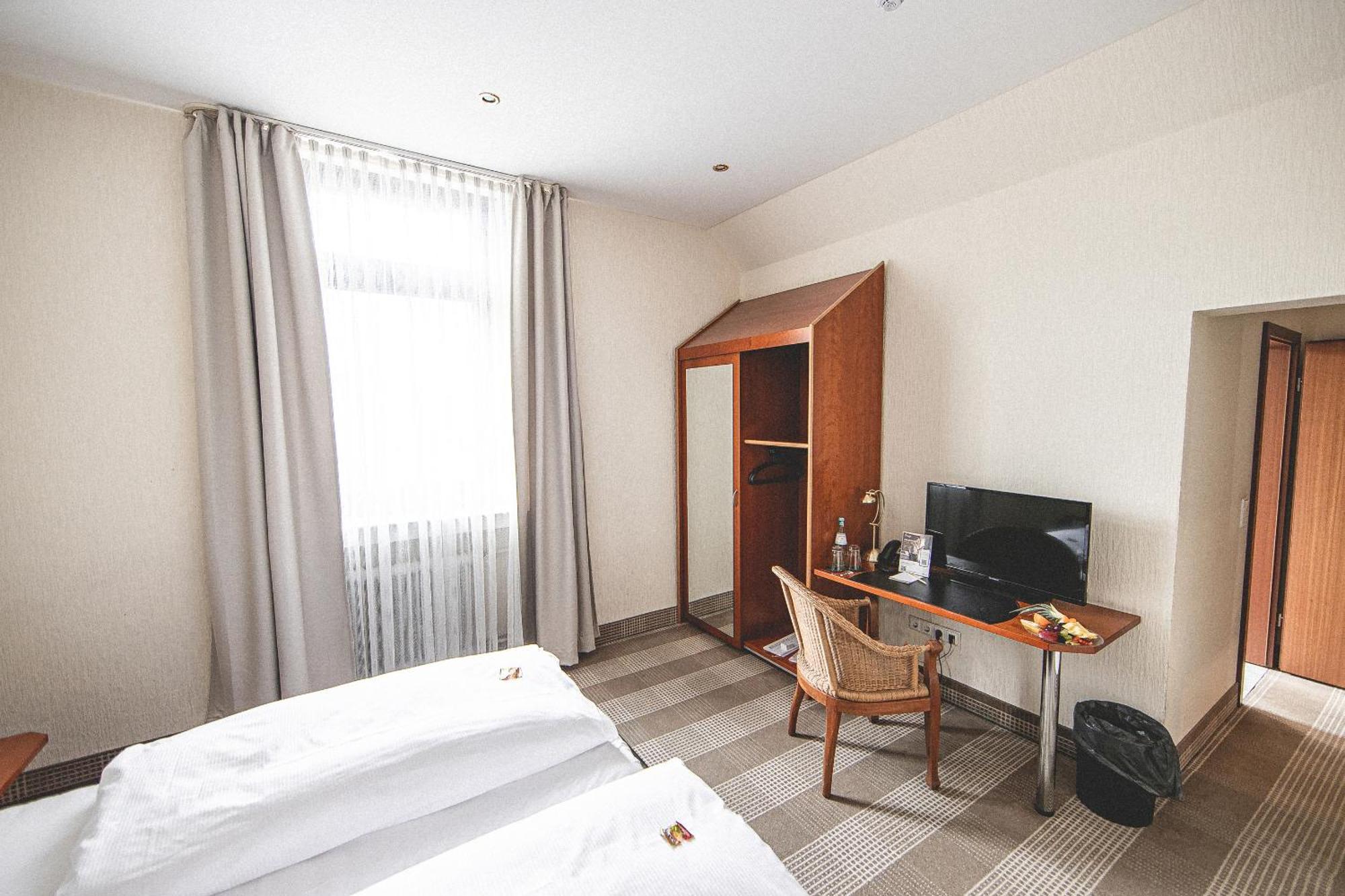 Plaza Inn ركلنغهاوزن المظهر الخارجي الصورة